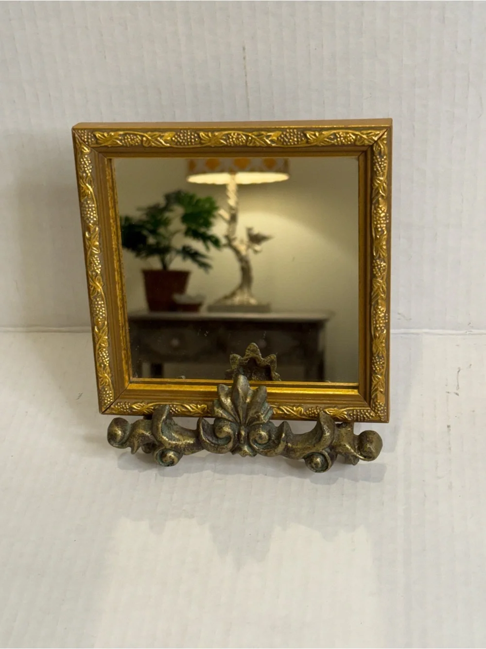 Vintage Home interiors gold framed mirror